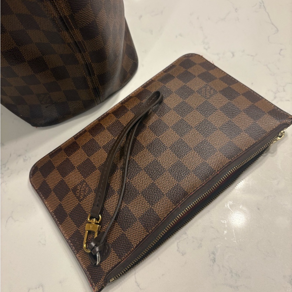 Louis Vuitton Damier Ebene Neverfull Pouch Clutch Wristlet – Auth